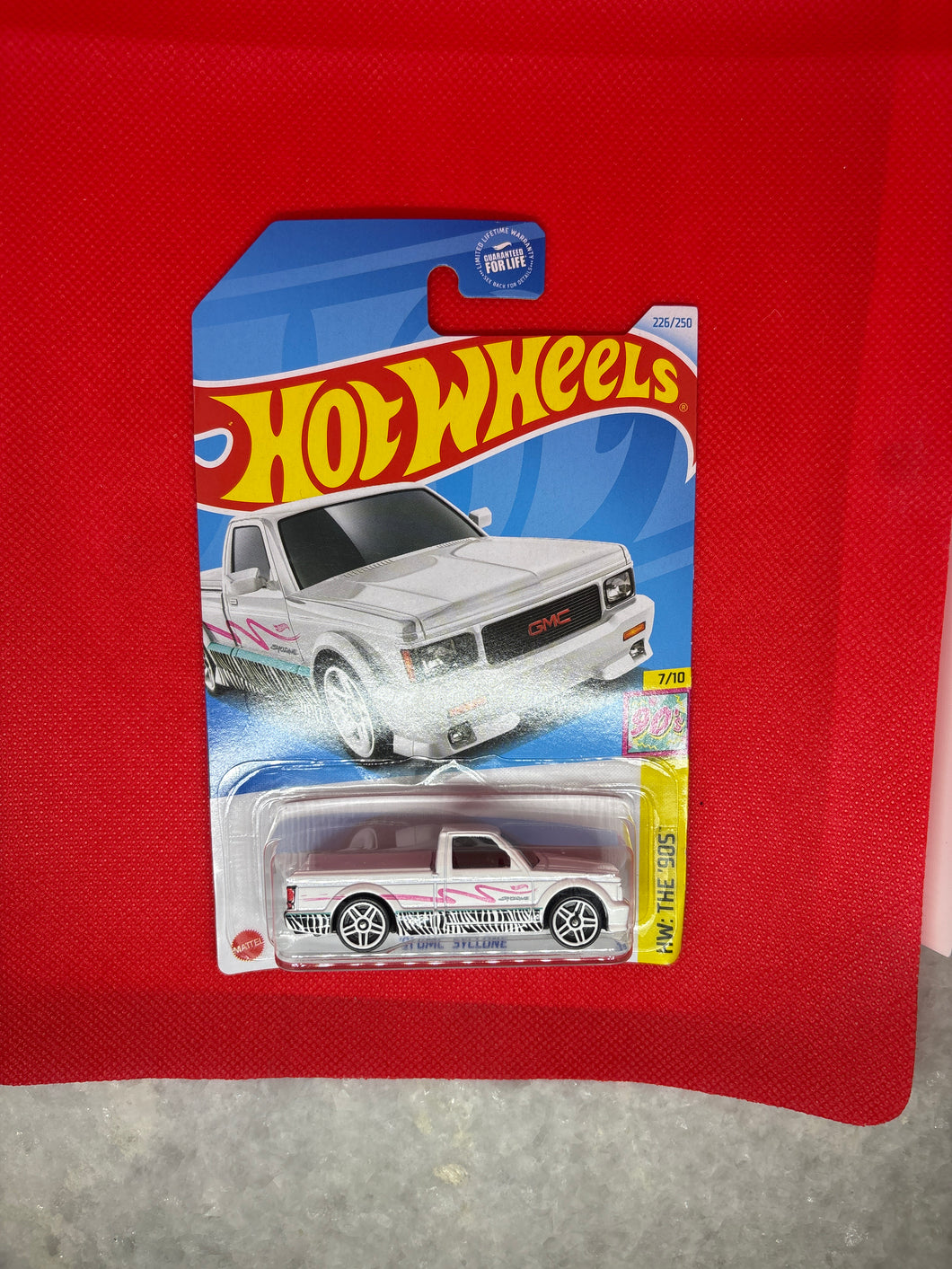 Brand New Sealed Vibtage Hot Wheels 91 GMC Truck