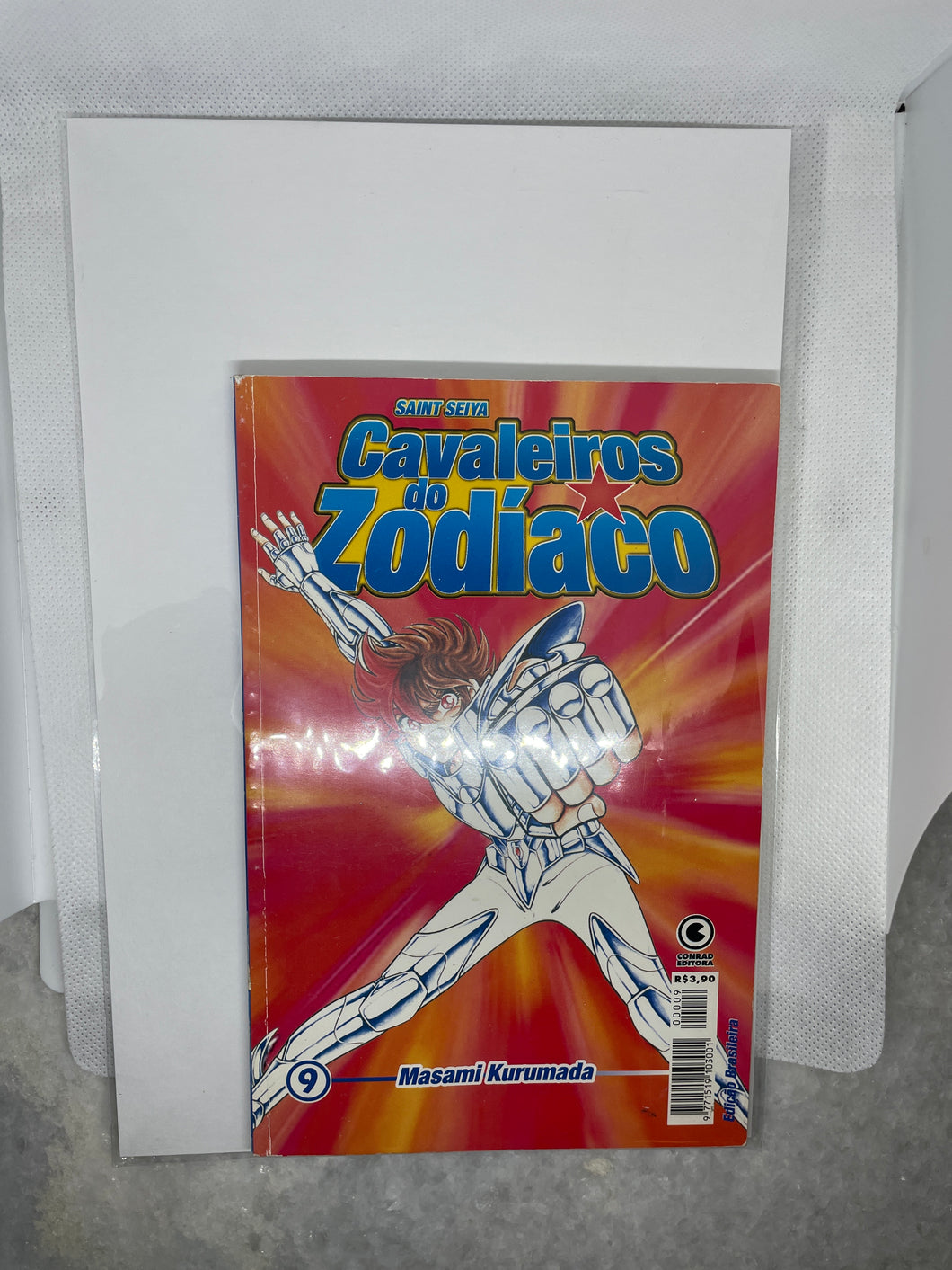 Vintage Caballeros del Zodíaco Comic Book in Portuguese
