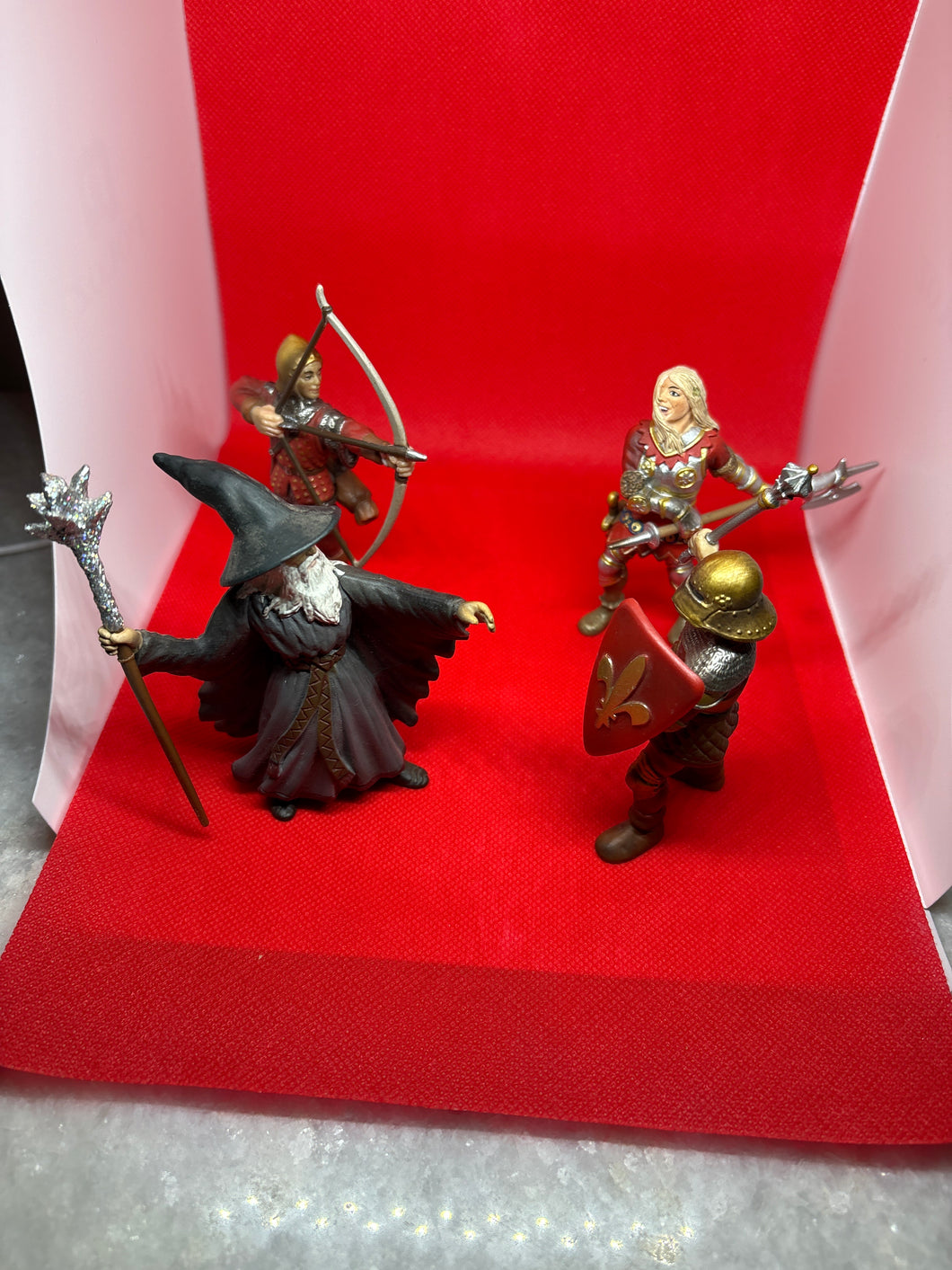 Vintage Like New Medieval Times Schleich Lot of 4 Figures Collectors Item