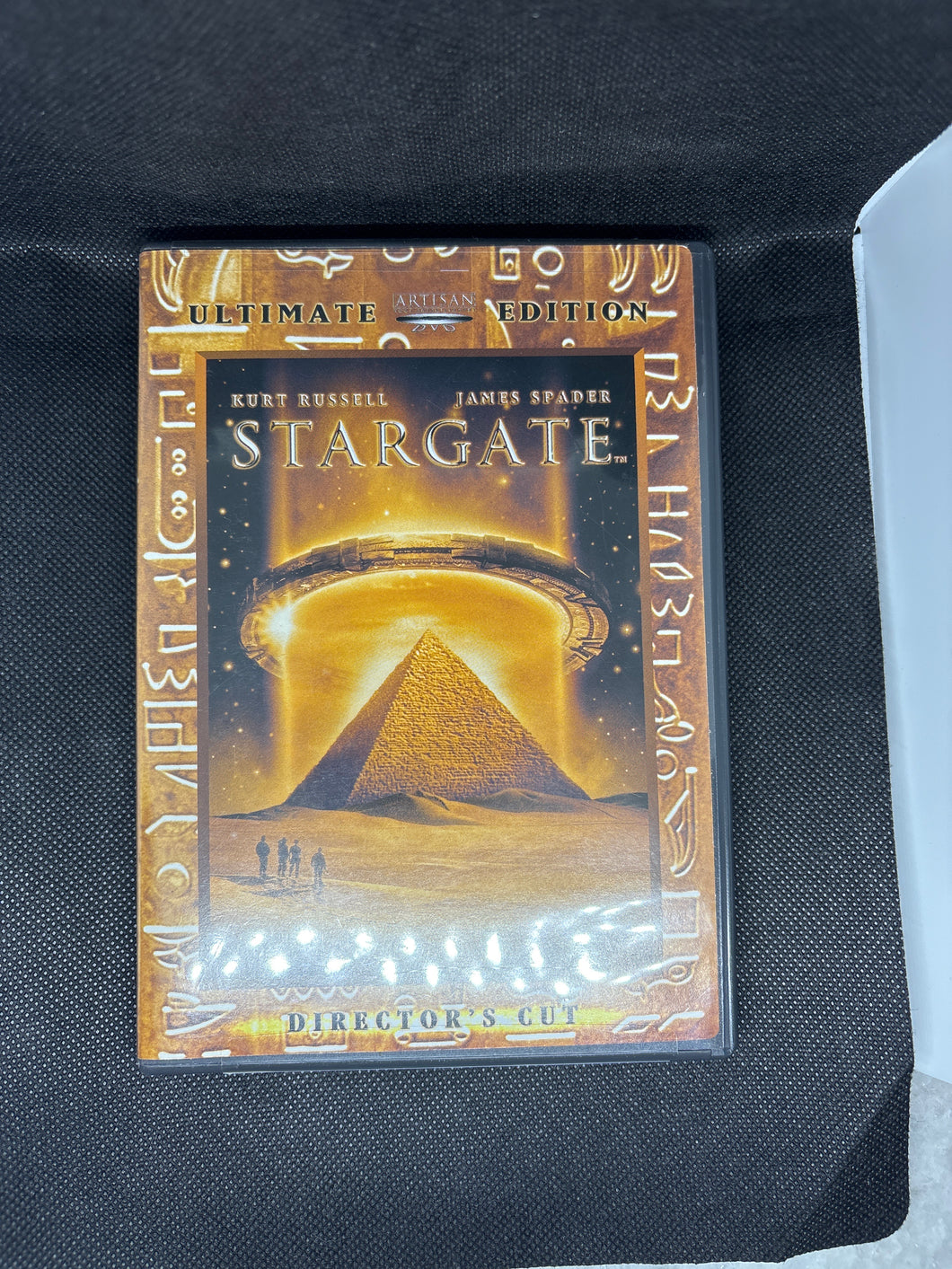 Like New Vintage 2 Disc DVD Stargate Director’s cut Kurt Russell