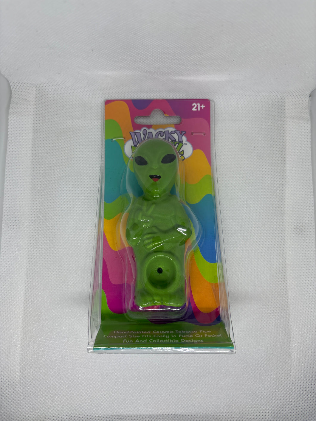 Brand New Sealed Vintage Alien Hand Painted Tobacco Pipe Collectible 18+