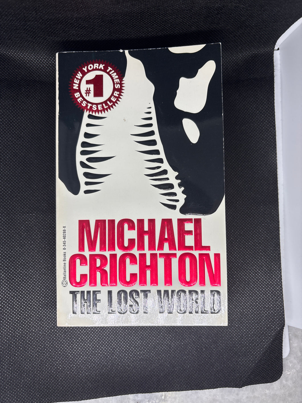 Like New The Lost World by Michael Crichton Paperback Book
