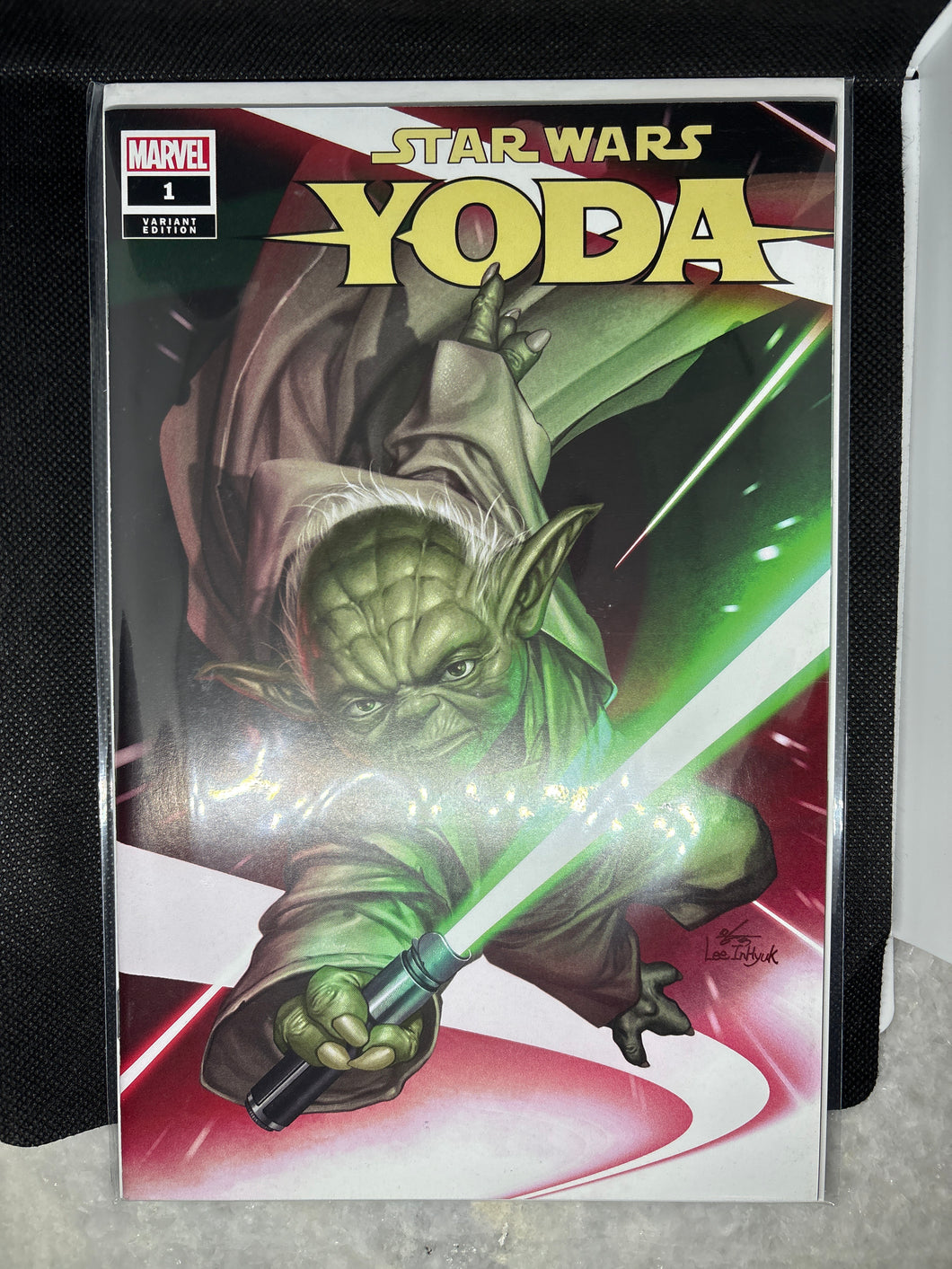Brand New Yoda Star Wars #1 Marvel Comic Bag and Board included