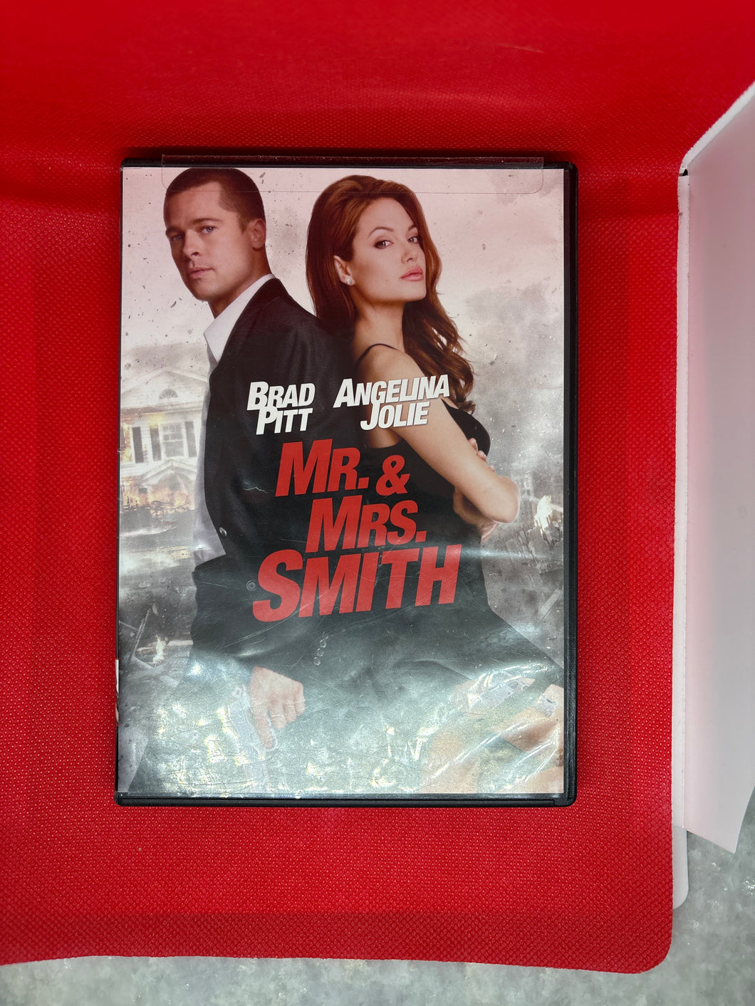 USED DVD Mr. & Mrs. Smith Angelia Jolie Brad Pitt