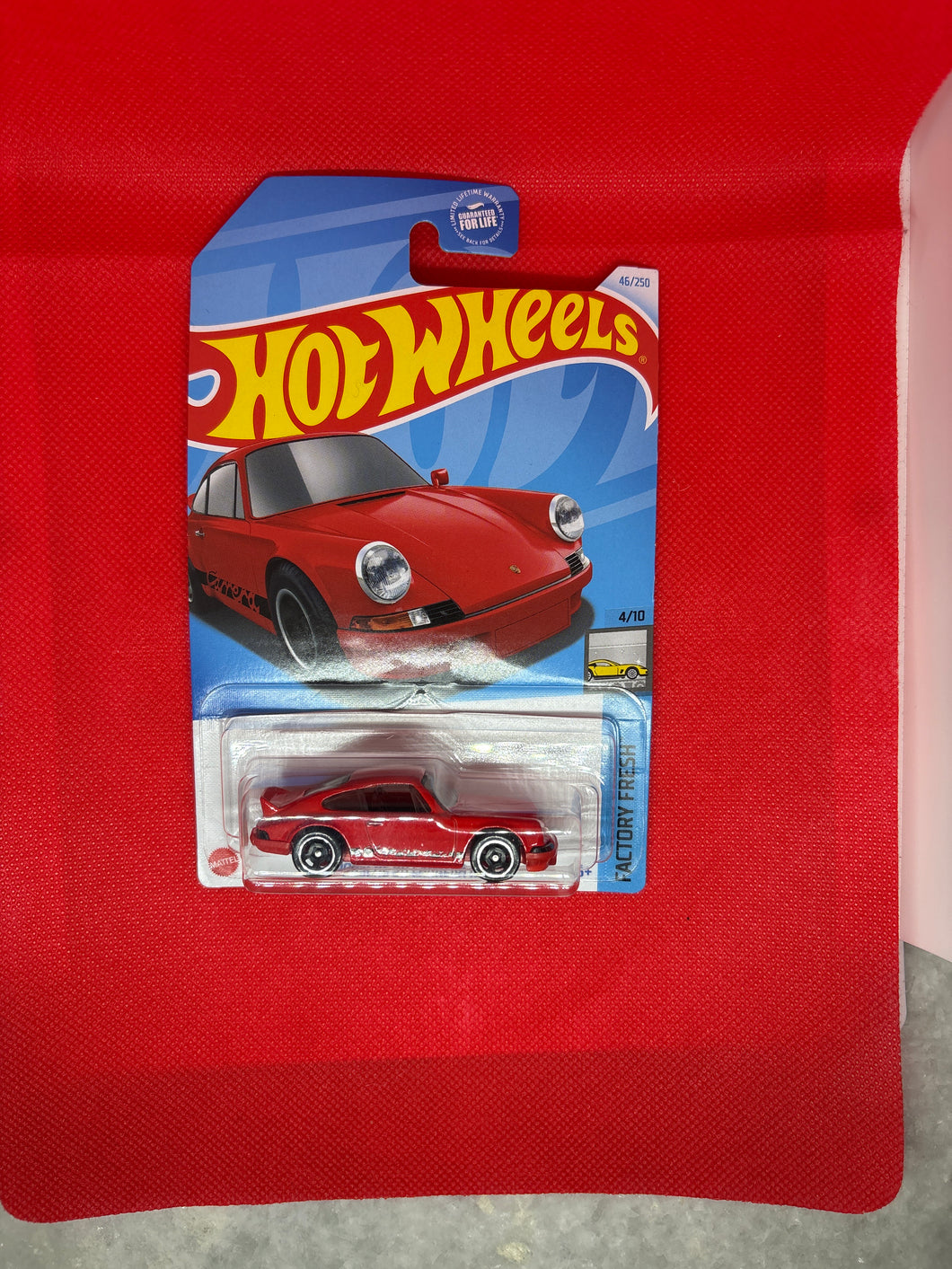 Brand New Vintage Hot Wheels Porsche 911 Carrera Red